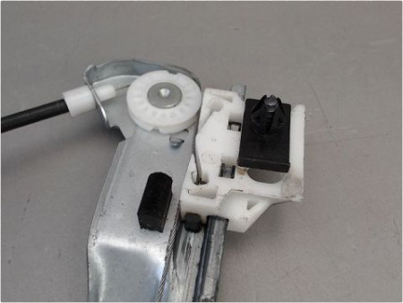 MECANISME LEVE-GLACE AVANT GAUCHE CITROEN C4
