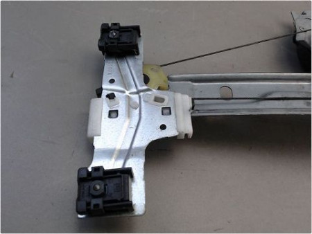 MECANISME LEVE-GLACE AVANT DROIT PEUGEOT 207