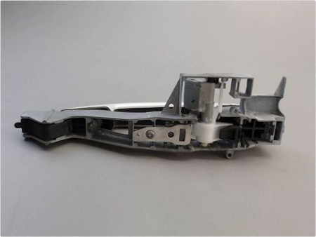 POIGNEE EXTERIEURE PORTE AVANT DROIT PEUGEOT 5008