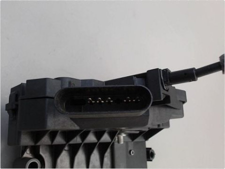SYSTEME CONDAMNATION AVANT GAUCHE FORD FOCUS