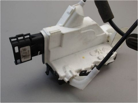 SYSTEME CONDAMNATION AVANT GAUCHE CITROEN DS3