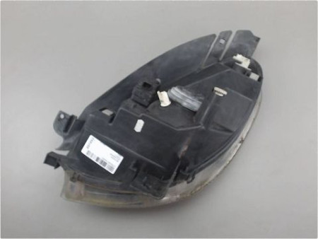 PHARE ANTIBROUILLARD AVANT DROIT CITROEN XSARA