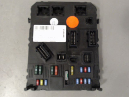 BOITIER GESTION HABITACLE PEUGEOT 206