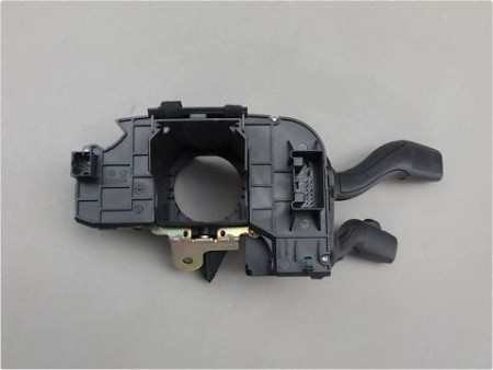 COMMANDE CLIGNOTANT AUDI A6
