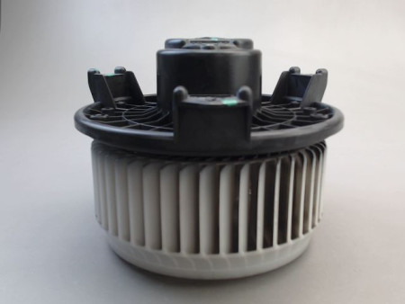 MOTEUR VENTILATEUR CHAUFFAGE FIAT FREEMONT