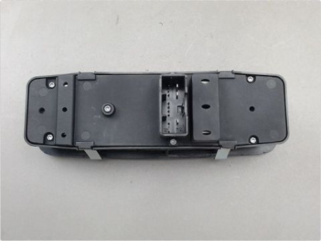 COMMANDE LEVE-GLACE PORTE AVG FIAT FREEMONT
