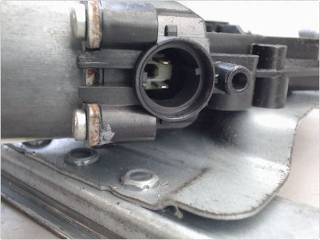 MECANISME LEVE-GLACE AVANT GAUCHE DACIA LOGAN