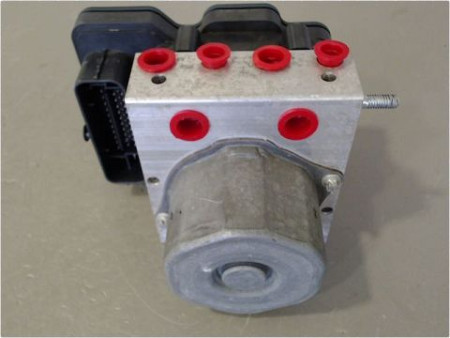 UNITE HYDRAULIQUE ABS RENAULT TWINGO