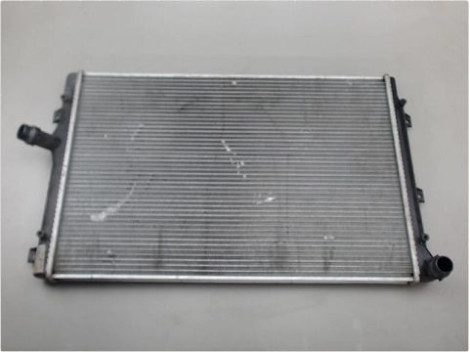 RADIATEUR VOLKSWAGEN PASSAT