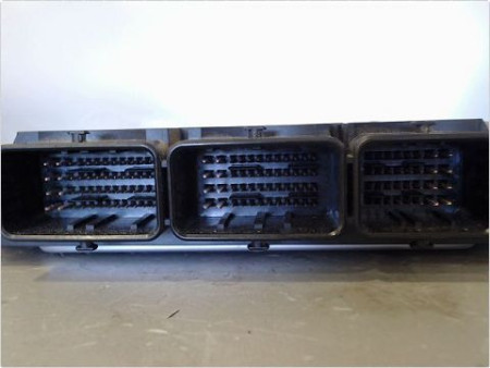 CALCULATEUR MOTEUR RENAULT MEGANE