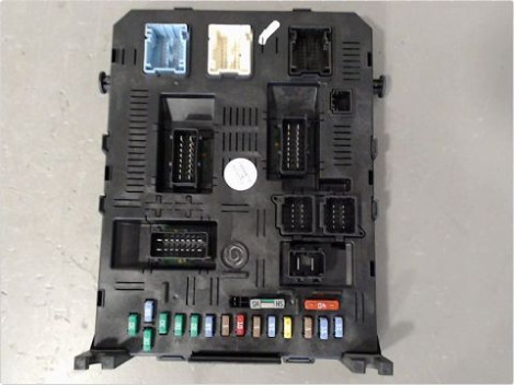 BOITIER GESTION HABITACLE PEUGEOT 407