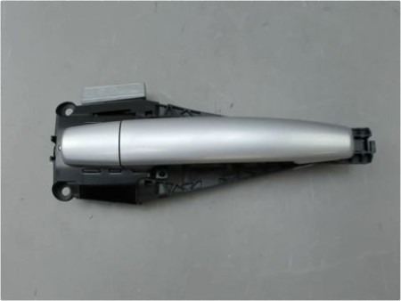 POIGNEE EXTERIEURE PORTE AVANT DROIT OPEL CORSA
