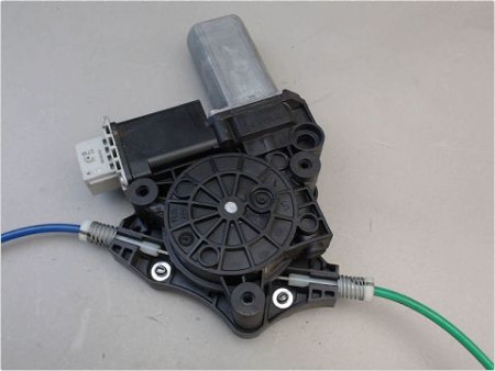 MECANISME LEVE-GLACE AVANT DROIT OPEL CORSA