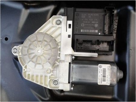 MECANISME LEVE-GLACE AVANT DROIT VOLKSWAGEN PASSAT