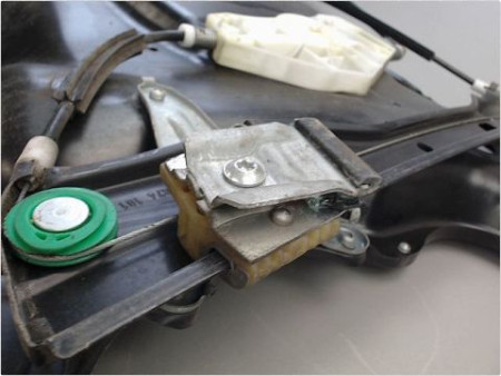 MECANISME LEVE-GLACE AVANT DROIT VOLKSWAGEN PASSAT