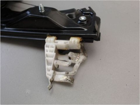 MECANISME LEVE-GLACE AVANT DROIT FORD KA