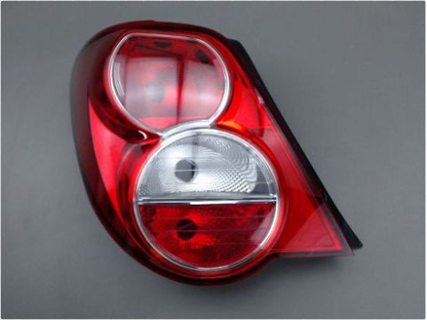 FEU ARRIERE GAUCHE  CHEVROLET AVEO