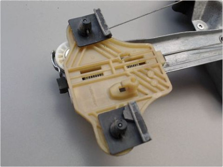 MECANISME LEVE-GLACE ARRIERE DROIT RENAULT CAPTUR