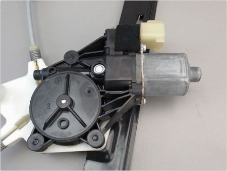 MECANISME LEVE-GLACE AVANT DROIT FORD B-MAX