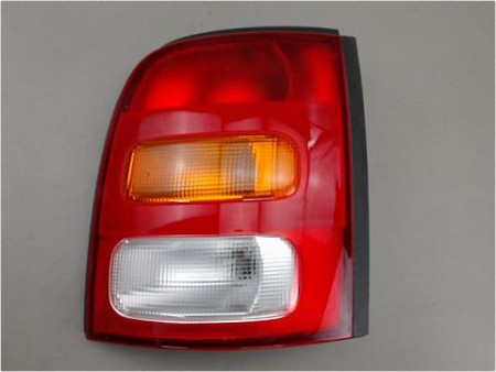 FEU ARRIERE DROIT NISSAN MICRA