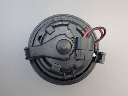 MOTEUR VENTILATEUR CHAUFFAGE PEUGEOT 208
