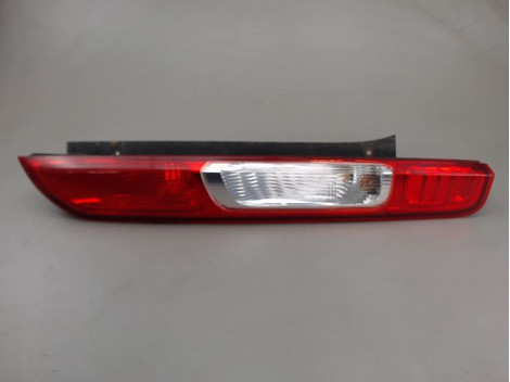 FEU ARRIERE DROIT FORD FOCUS
