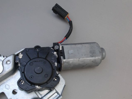 MECANISME LEVE-GLACE AVANT DROIT NISSAN MICRA