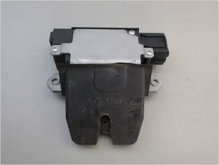 SERRURE HAYON  FORD FOCUS