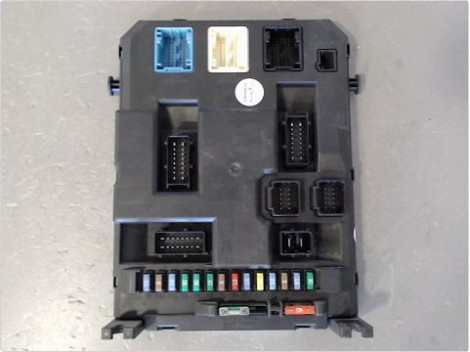 BOITIER GESTION HABITACLE PEUGEOT 207