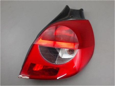 FEU ARRIERE DROIT RENAULT CLIO