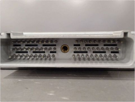CALCULATEUR MOTEUR FORD FIESTA