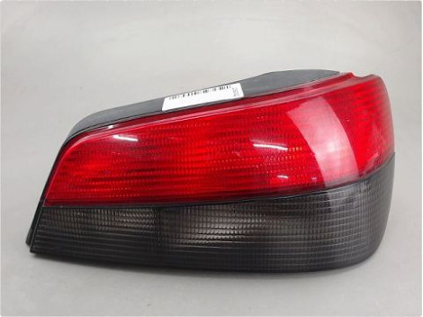 FEU ARRIERE DROIT PEUGEOT 306