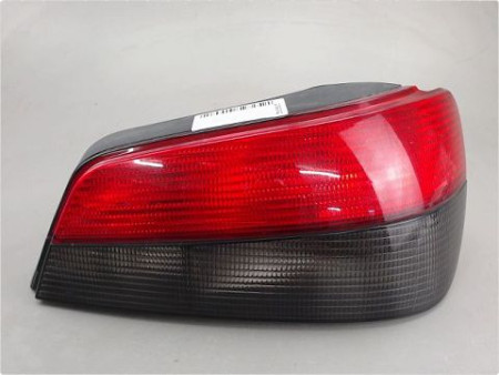 FEU ARRIERE DROIT PEUGEOT 306