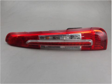FEU ARRIERE DROIT FORD C-MAX