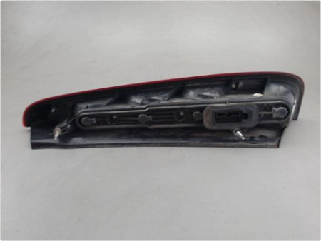 FEU ARRIERE GAUCHE  FORD C-MAX