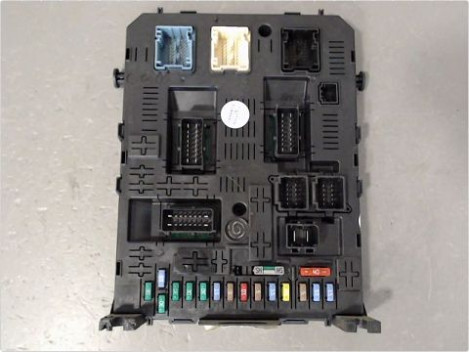 BOITIER GESTION HABITACLE PEUGEOT 308