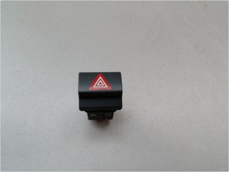 BOUTON DE WARNING CITROEN C4