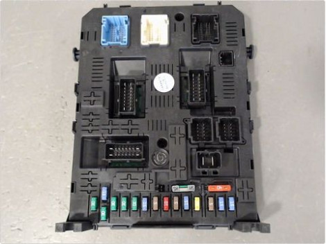 BOITIER GESTION HABITACLE PEUGEOT 308