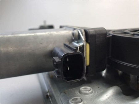 MECANISME LEVE-GLACE ARRIERE GAUCHE DACIA SANDERO