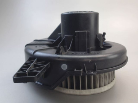 MOTEUR VENTILATEUR CHAUFFAGE VOLKSWAGEN POLO