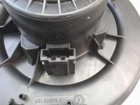MOTEUR VENTILATEUR CHAUFFAGE VOLKSWAGEN POLO