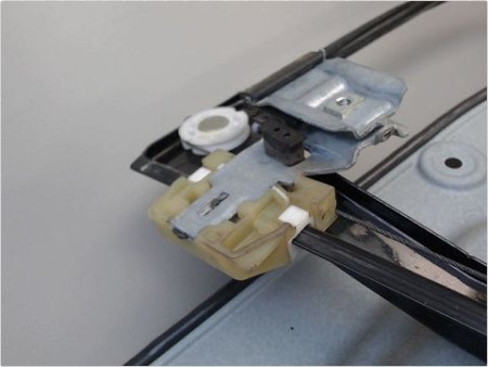 MECANISME LEVE-GLACE AVANT DROIT VOLKSWAGEN TOURAN