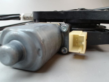 MECANISME LEVE-GLACE AVANT DROIT VOLKSWAGEN GOLF