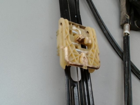 MECANISME LEVE-GLACE AVANT GAUCHE VOLKSWAGEN GOLF