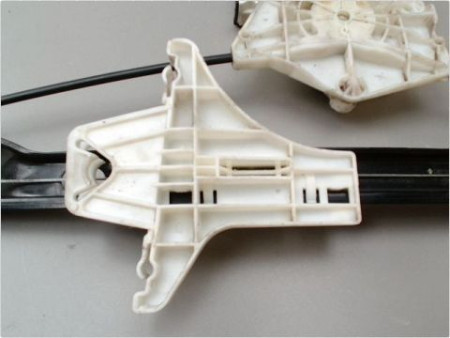 MECANISME LEVE-GLACE ARRIERE DROIT VOLKSWAGEN GOLF