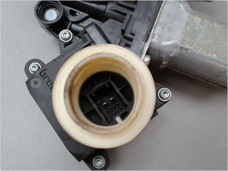 MECANISME LEVE-GLACE AVANT GAUCHE TOYOTA AURIS