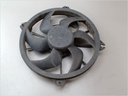 MOTEUR VENTILATEUR RADIATEUR PEUGEOT 407