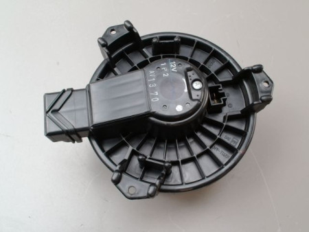 MOTEUR VENTILATEUR CHAUFFAGE TOYOTA YARIS
