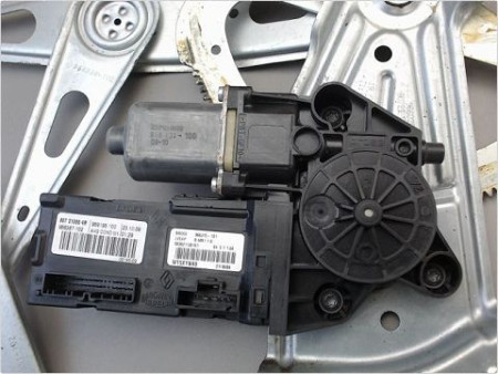 MECANISME LEVE-GLACE AVANT GAUCHE RENAULT MEGANE