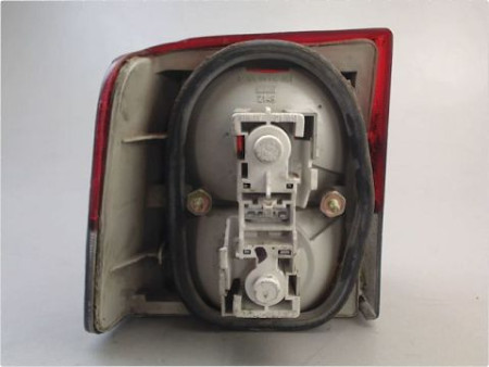 FEU ARRIERE DROIT PEUGEOT 405